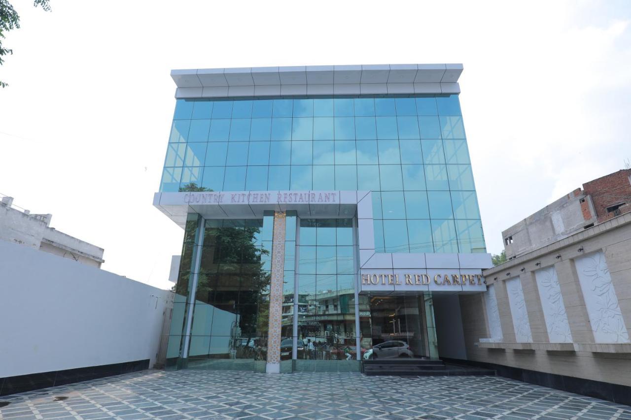 Hotel Sahib'S Red Carpet - Family & Corporate Hotel Chain Agra  Exterior photo
